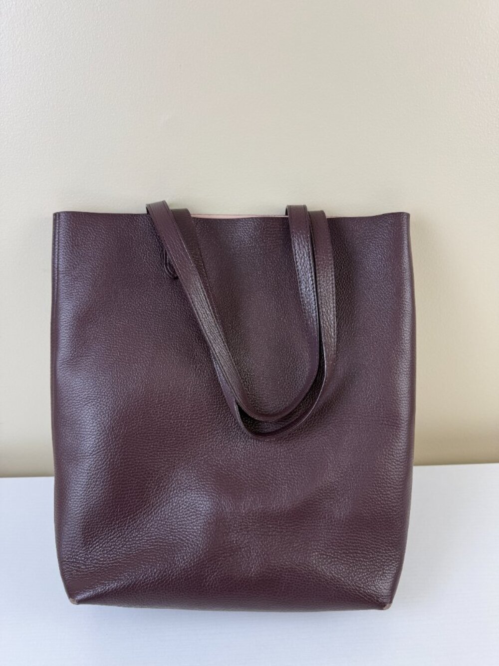 Cuyana Burgundy Pebbled Leather Tote Bag - Picture 2 of 16